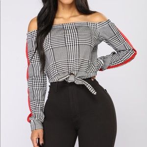 Off the should top - Black/White